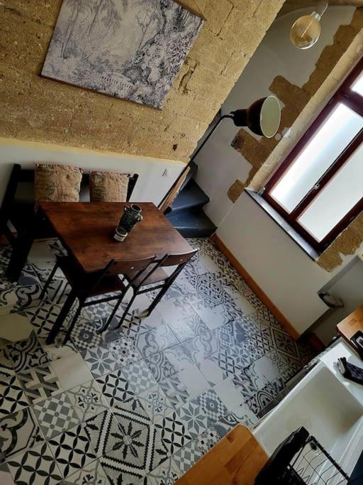 Apartmán T2 Duplex "Chez Evelyne" Remoulins Exteriér fotografie