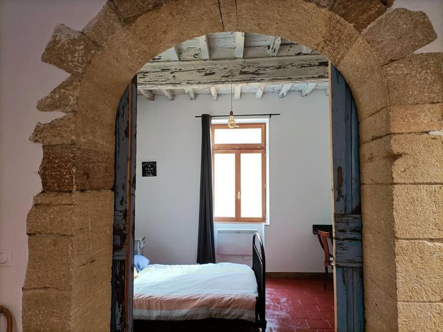 Apartmán T2 Duplex "Chez Evelyne" Remoulins Exteriér fotografie