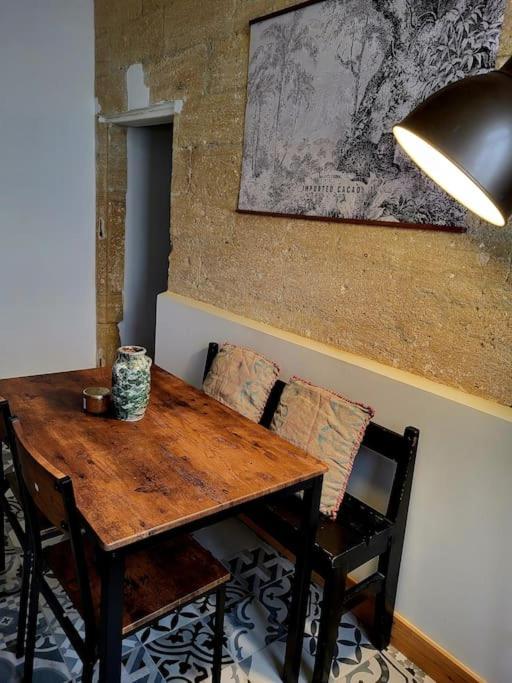Apartmán T2 Duplex "Chez Evelyne" Remoulins Exteriér fotografie